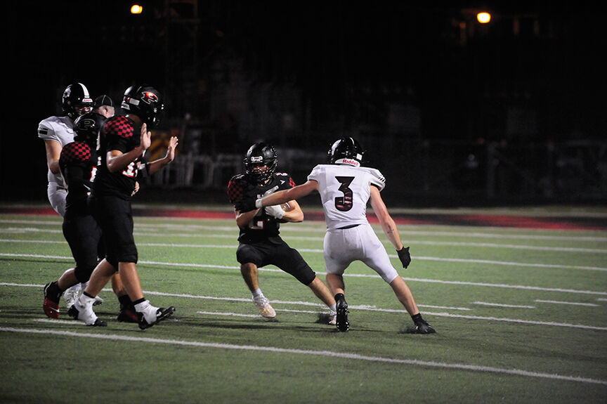 9-1 pburg Brant George (rushing).jpg